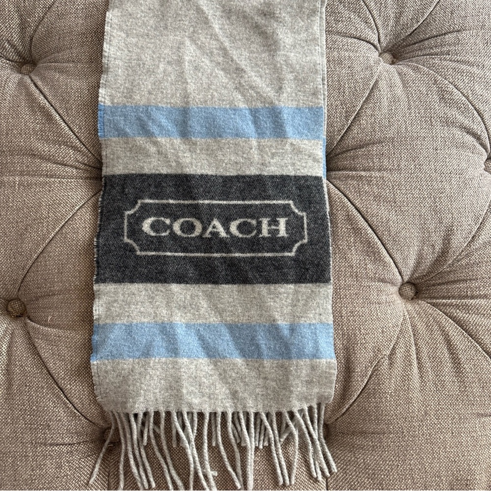Coach lambswool scarf fringe made in Italy unisex - Picture 2 of 7